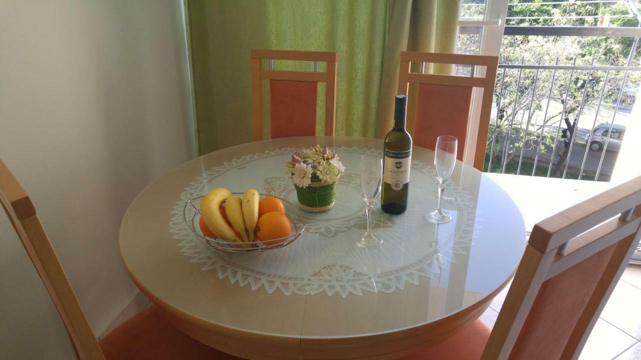 Two Bedroom Apartment Near Beach And Center Split Extérieur photo